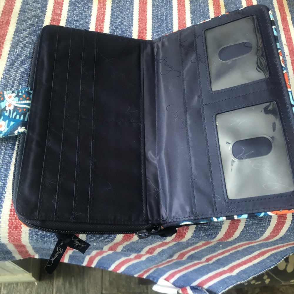 Vera turnlock wallet - Picture 3 of 3